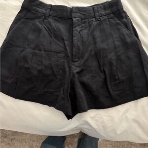GAP Linen Black Shorts with pockets and belt loops